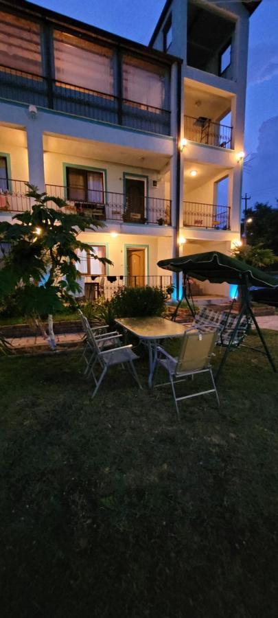Apsa Butik Hotel Сухуми Екстериор снимка