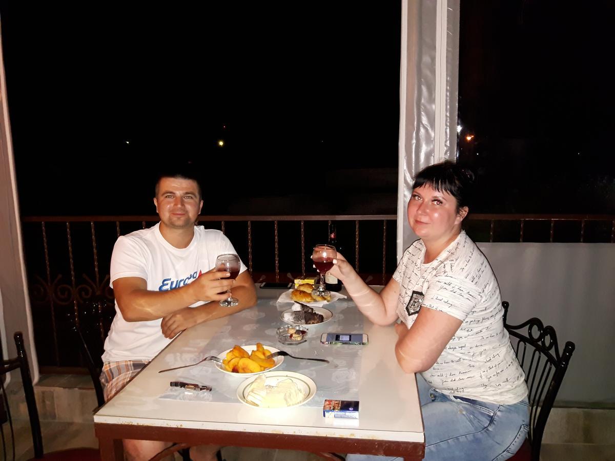 Apsa Butik Hotel Сухуми Екстериор снимка